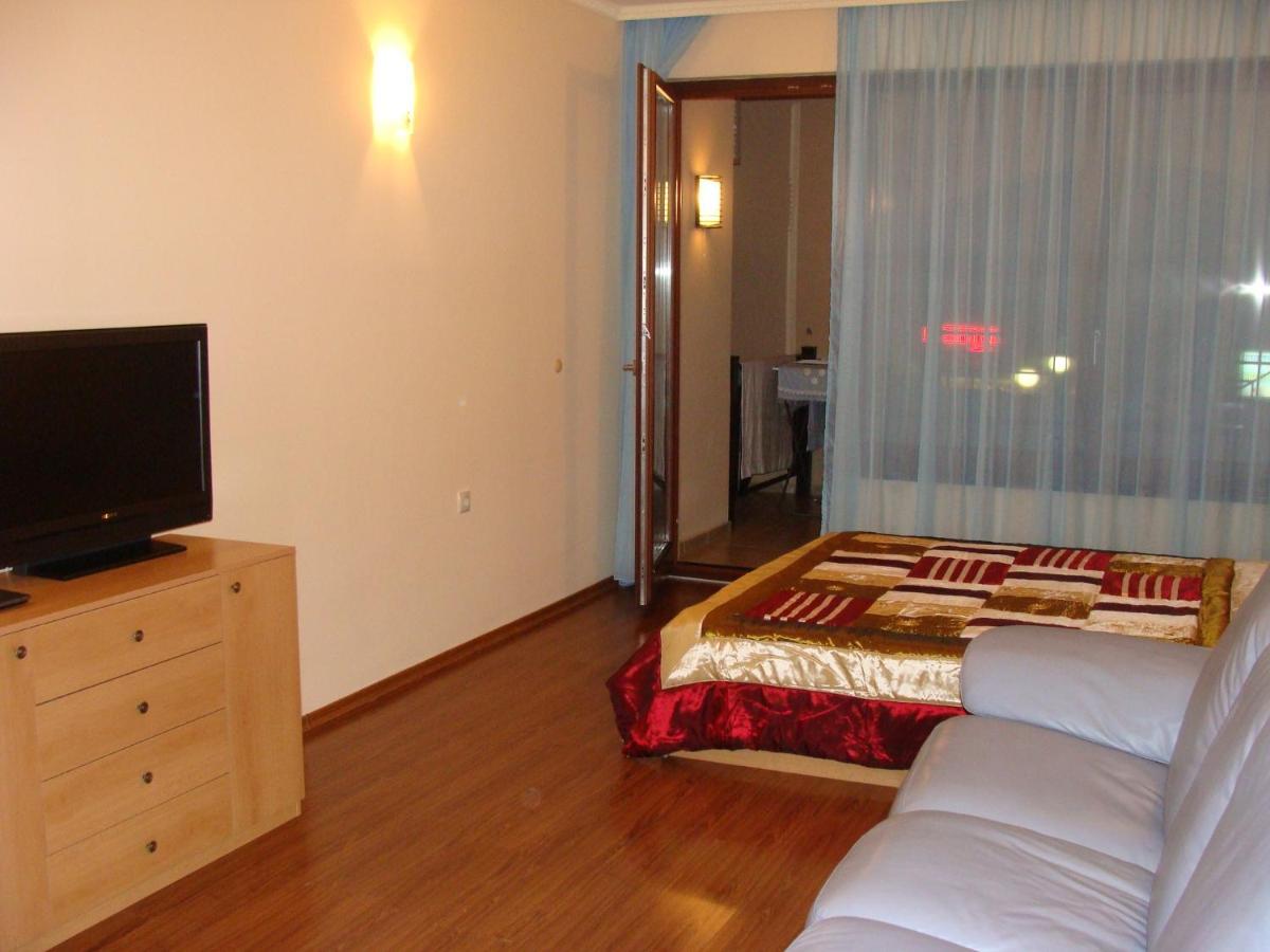Admiral Apartments 골든샌드 객실 사진